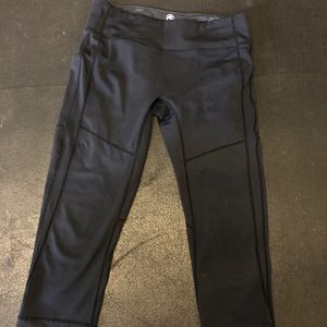 Feed me fight me cropped tights with pocket